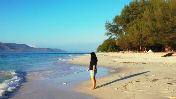 Summer Landscape Asian Woman Tourist Tropical Koh Kradan Island Thailand — Stock Video