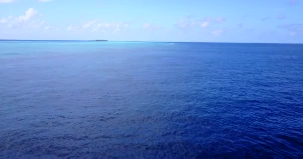 Bright Blue Sea Midday Escena Natural Jamaica Caribe — Vídeo de stock