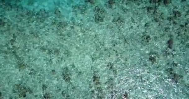 波打つ海の水 自然の背景のトップビュー バリ島の自然景観 インドネシア — ストック動画