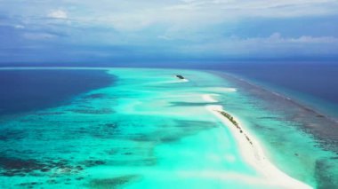 Parlak canlı turkuaz deniz suyu arka planı. Bali deniz manzarası