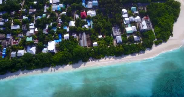 Vista Superior Isla Con Edificios Pequeños Escena Natural Fiyi Oceanía — Vídeos de Stock