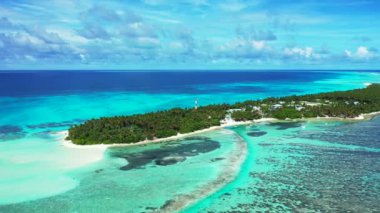 Bora Bora 'nın egzotik doğası, Fransız Polinezyası. 