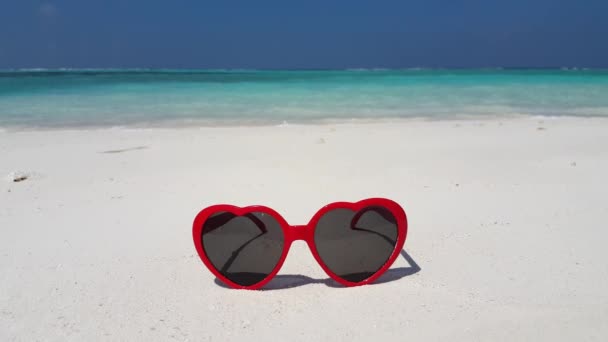 Suglasses Vermelhos Praia Relaxamento Verão Bali Indonésia — Vídeo de Stock