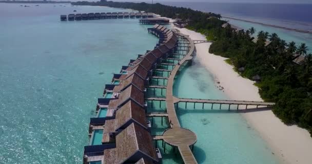 Isola Verde Con Bungalow Acqua Mare Blu Viaggio Esotico Bora — Video Stock