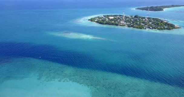 Vista Aérea Pequeñas Islas Escena Verano Bali Indonesia — Vídeos de Stock