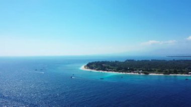 Tropik güneşli deniz manzarası. Koh Samui huzurlu sahne, Tayland.