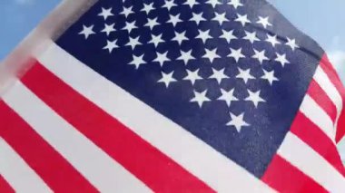 Sahilde Amerikan bayrağı sallarken yakından görülüyor. Barbados, Karayiplerin güneşli doğası. 