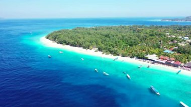 Bora Bora 'nın egzotik doğası, Fransız Polinezyası. 