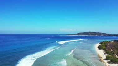 Tropik deniz kenarı. Antigua 'ya yaz yolculuğu.