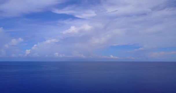 Przylądek Morski Zachmurzonym Niebem Idylliczny Charakter Bali Indonezja — Wideo stockowe