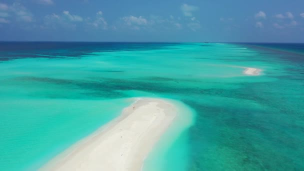 Песчаная Дорожка Бирюзовом Море Тропический Отпуск Багамских Островах — стоковое видео