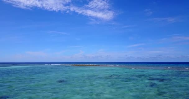 Calma Orillas Del Mar Disfrutando Vacaciones Tropicales Bali Indonesia — Vídeo de stock