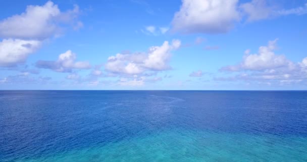Playa Con Agua Ondulada Naturaleza Tropical Bahamas Caribe — Vídeo de stock