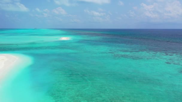 Widok Góry Przejrzystej Niebieskiej Płytkiej Wody Naturalna Scena Bora Bora — Wideo stockowe