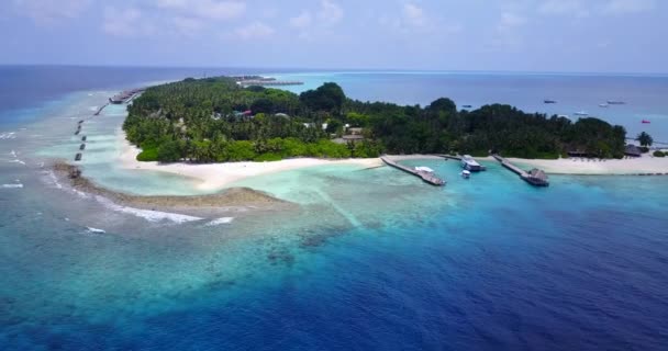 Ostrov Klidném Moři Během Dne Léto Scenérie Malediv — Stock video