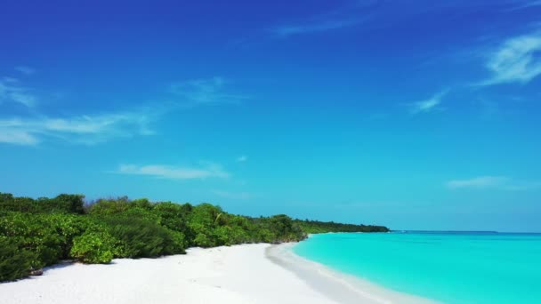 Brilhante Sol Costa Tropical Paisagem Sazonal Verão Bali Indonésia — Vídeo de Stock