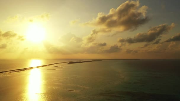 Strahlend Goldene Stunde Meereslandschaft Sommerszene Auf Den Malediven Südasien — Stockvideo