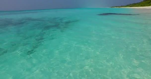 Прозора Морська Вода Подорож Мальдівів — стокове відео