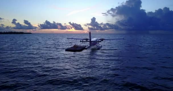 Vliegtuig Met Panton Bij Zonsondergang Landschap Van Seychellen Oost Afrika — Stockvideo