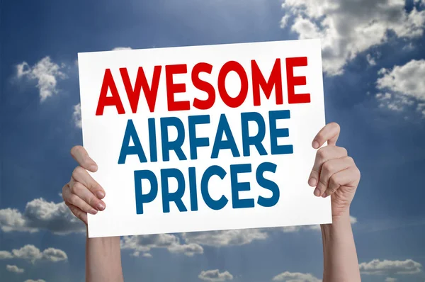 Tolle Flugpreiskarte mit Wolkenhintergrund — Stockfoto