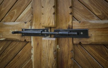 Eski ahşap kapı detayı