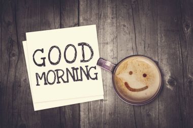 Fincan kahve ve Günaydın Not