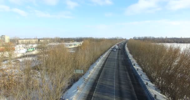 Autostrada z auta w zimie — Wideo stockowe