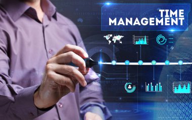 Teknoloji, Internet, iş ve pazarlama. Genç iş başına