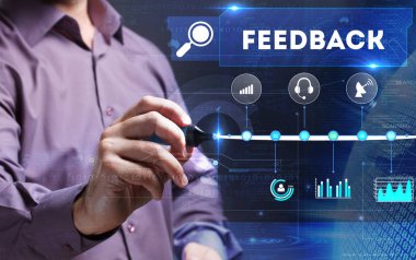 Teknoloji, Internet, iş ve pazarlama. Genç iş başına