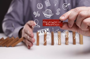 Ekonomi, teknoloji, Internet ve ağ kavramı. Genç busine