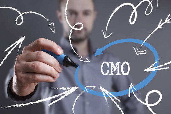 Технологии, интернет, бизнес и маркетинг. Молодой бизнесмен
