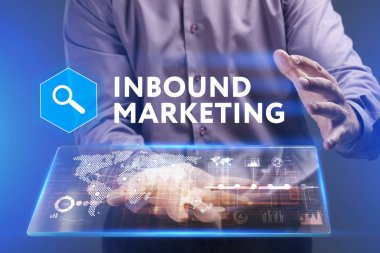 Ekonomi, teknoloji, Internet ve ağ kavramı. Genç busine