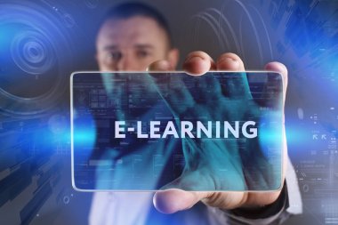 Ekonomi, teknoloji, Internet ve ağ kavramı. Genç busine