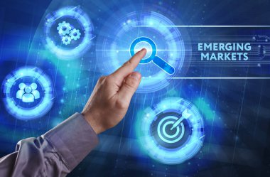 Ekonomi, teknoloji, Internet ve ağ kavramı. Genç busine