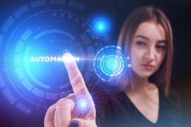 Ekonomi, teknoloji, Internet ve ağ kavramı. Genç busine