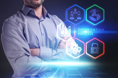 İş, Teknoloji, İnternet ve ağ konsepti. Genç işadamı geleceğin sanal ekranı üzerinde çalışıyor ve yazıyı görüyor.: 