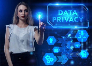 İş, Teknoloji, İnternet ve ağ konsepti. Genç işadamı geleceğin sanal ekranı üzerinde çalışıyor ve yazıyı görüyor: