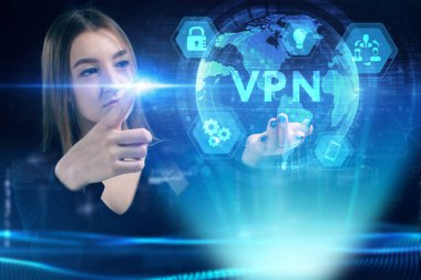 İş, Teknoloji, İnternet ve ağ konsepti. Genç işadamı geleceğin sanal ekranı üzerinde çalışıyor ve VPN yazısını görüyor.