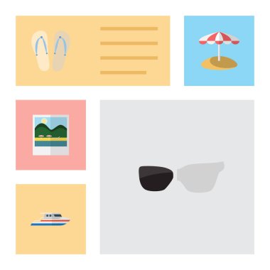 Düz plaj şemsiye, tekne, anımsatıcılar ve diğer vektör nesneleri kümesi. Ayrıca güneş gözlüğü, yat, Foto öğeleri içerir.