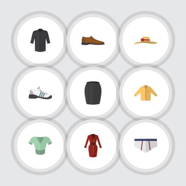 Çamaşır grupları, spor ayakkabıları, üniforma ve diğer vektör nesnelerini düz simge kıyafet seti. Ayrıca Footware, hazır giyim, şapka öğeleri içerir.
