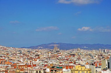 Barselona şehir manzarası. Barcelona çatılar. Barcelona. Barselona yukarıdan görünüm.