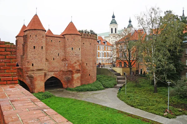 Fortaleza Barbican Varsovia Fortaleza Medieval Centro Capital Polaca Ciudad Vieja — Foto de Stock