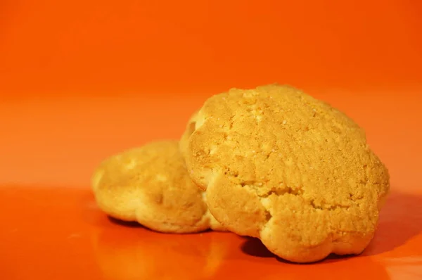Кукурудзяне Печиво Ізольовано Коричневому Фоні — стокове фото
