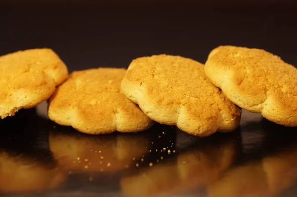 Corn Cookies Isolerad Svart Bakgrund — Stockfoto