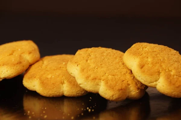 Maïs Cookies Geïsoleerd Een Zwarte Achtergrond — Stockfoto