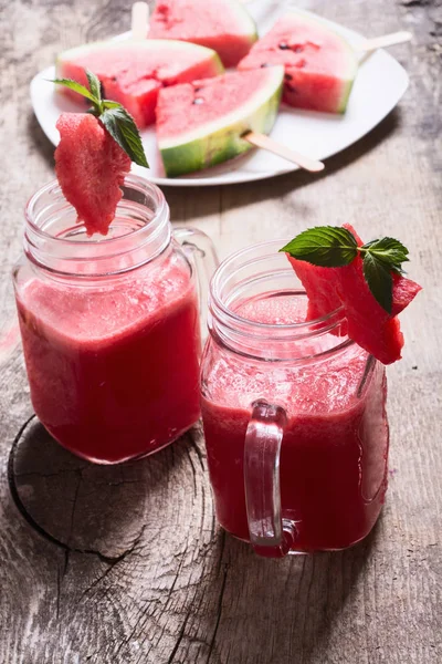 karpuz içecek gözlük