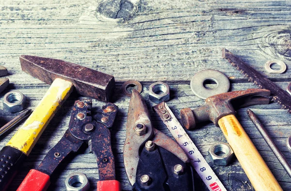 Kirli el eski araçlar kümesi