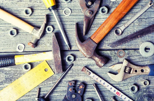 Kirli el eski araçlar kümesi