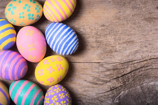 Renkli Paskalya yumurtaları