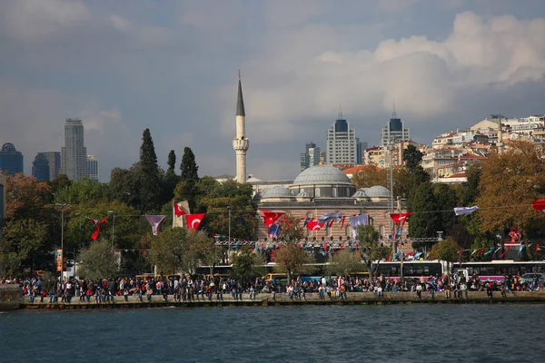 Istanbul, Turecko. 29. října2019. Pohled na Besiktas okres fr — Stock fotografie
